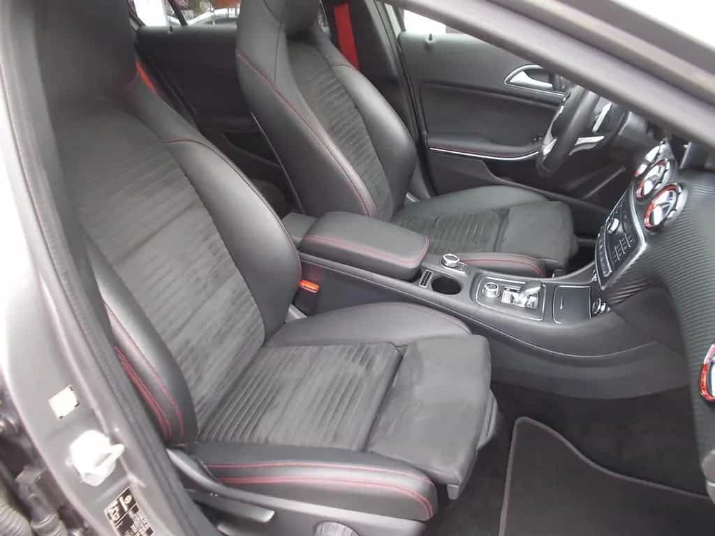 Mercedes-Benz A 45 AMG A A 45 AMG 4Matic 05/2017-photo-28