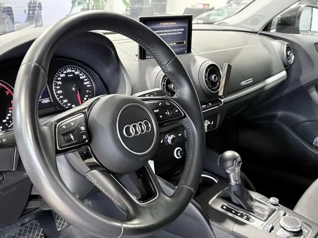 Audi A3 Limousine 1.0 30 TFSI STRONIC NAVI KLIMA 04/2019-photo-12