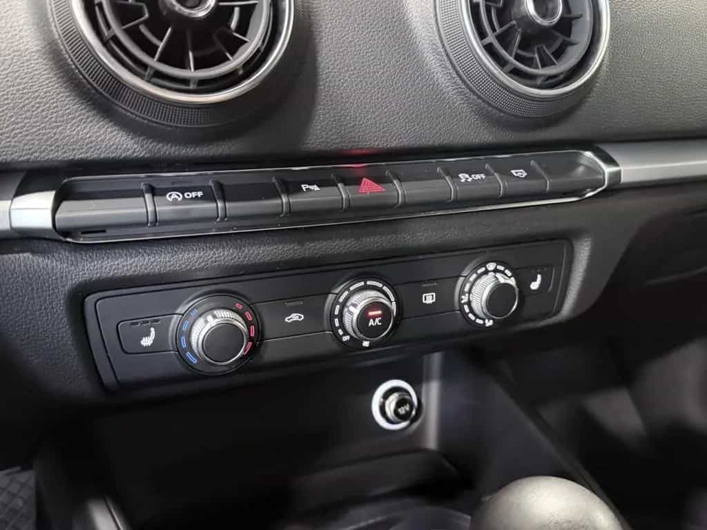 Audi A3 Limousine 1.0 30 TFSI STRONIC NAVI KLIMA 04/2019-photo-14