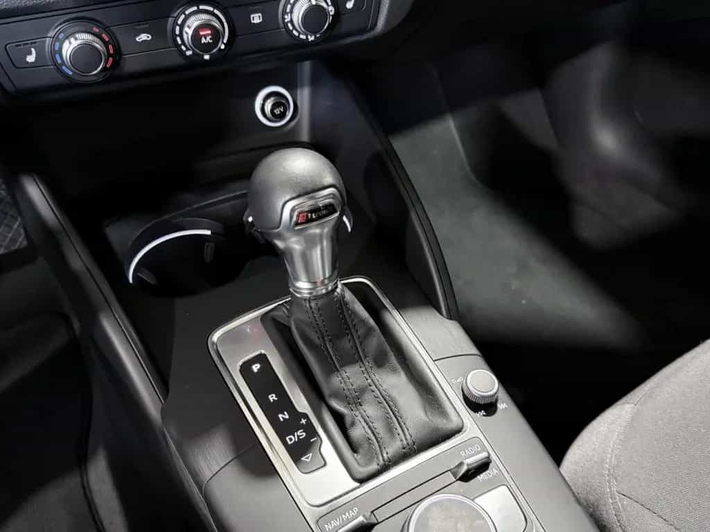 Audi A3 Limousine 1.0 30 TFSI STRONIC NAVI KLIMA 04/2019-photo-15