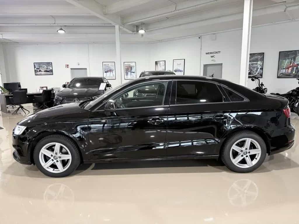 Audi A3 Limousine 1.0 30 TFSI STRONIC NAVI KLIMA 04/2019-photo-4