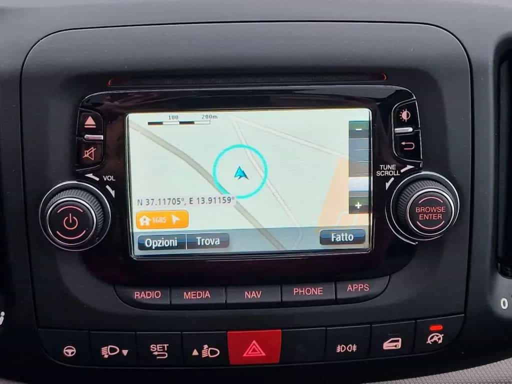 Fiat 500L 1.6 MTJ 120 CV Tetto Pan. apribile 02/2017-photo-4