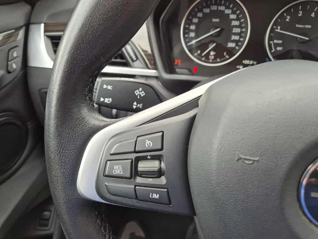 BMW X1 xDrive 2.0 i xLine LED Navi AHK 01/2017-photo-23