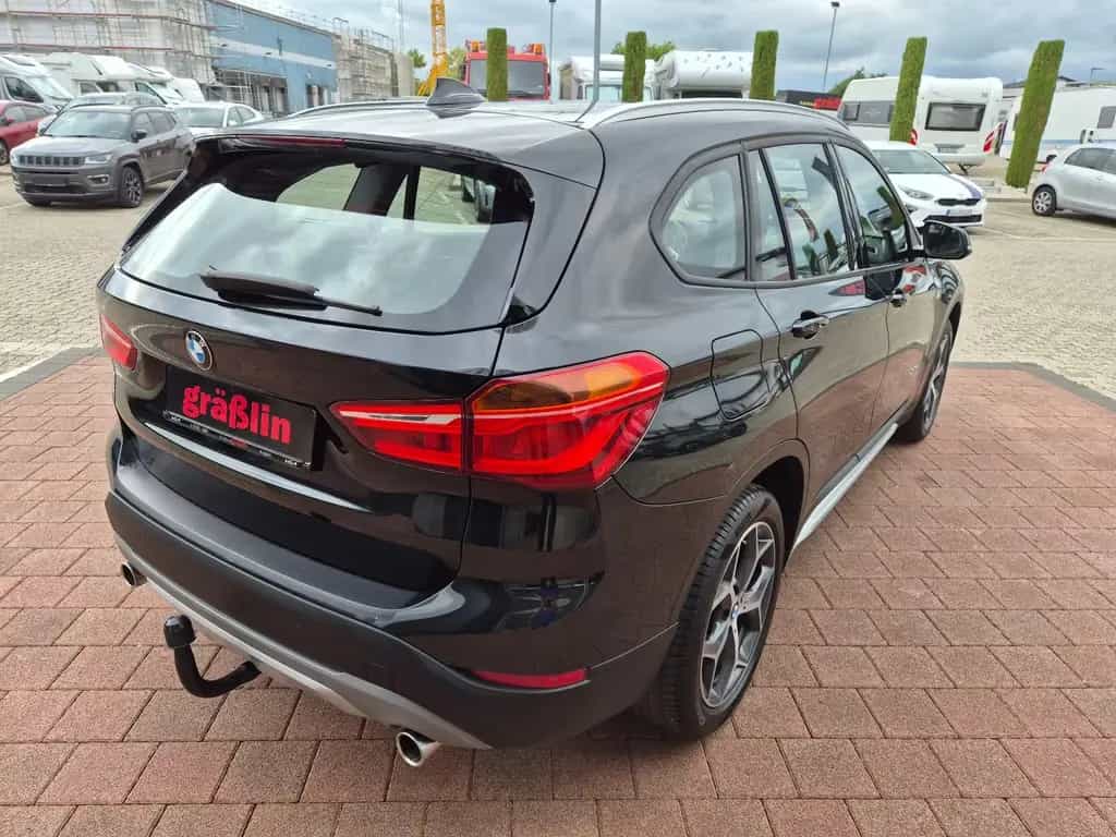 BMW X1 xDrive 2.0 i xLine LED Navi AHK 01/2017-photo-5