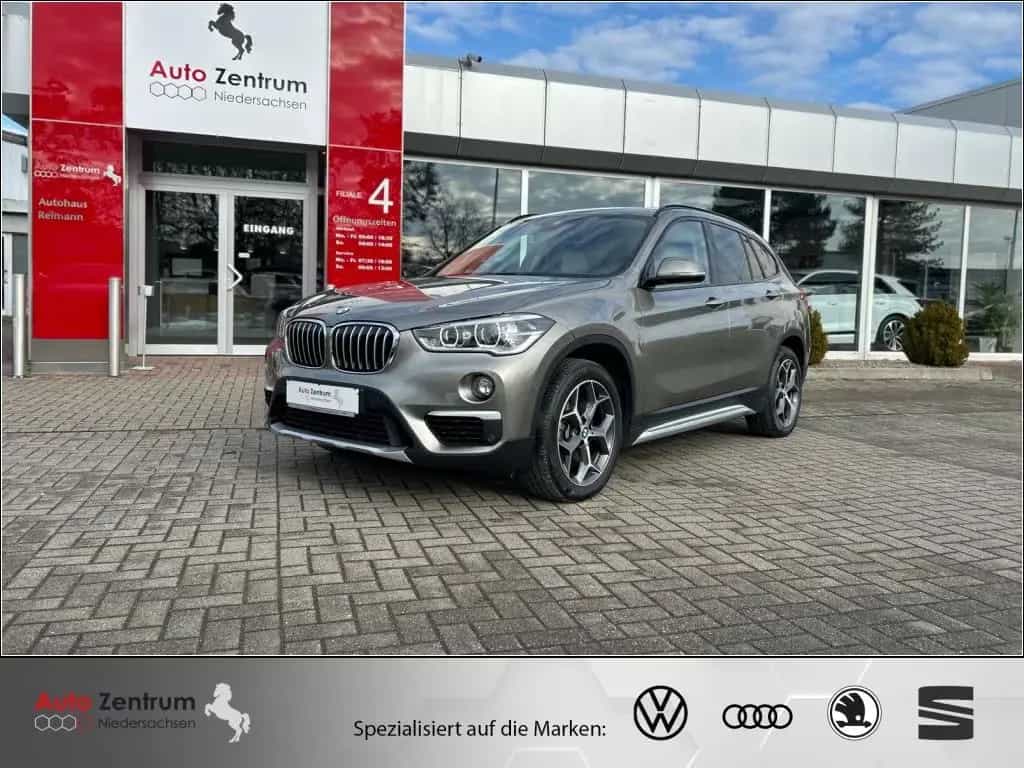 BMW X1 xDrive25d Aut. xLine CarPlay AHK*PANO*HeadUP 01/2018-photo-0
