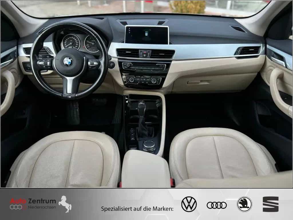 BMW X1 xDrive25d Aut. xLine CarPlay AHK*PANO*HeadUP 01/2018-photo-18