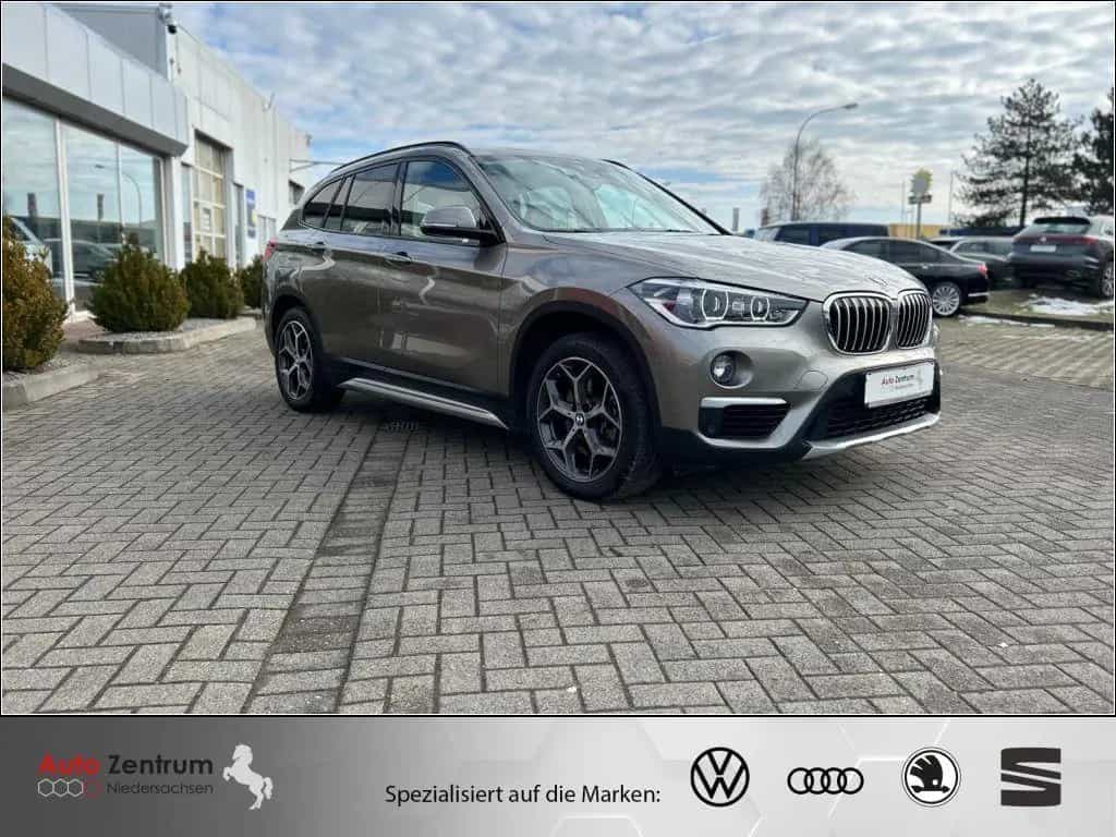 BMW X1 xDrive25d Aut. xLine CarPlay AHK*PANO*HeadUP 01/2018-photo-2