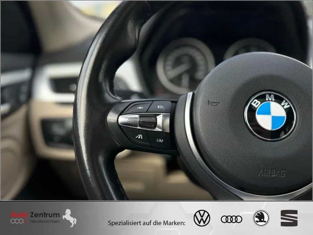 BMW X1 xDrive25d Aut. xLine CarPlay AHK*PANO*HeadUP 01/2018-photo-20