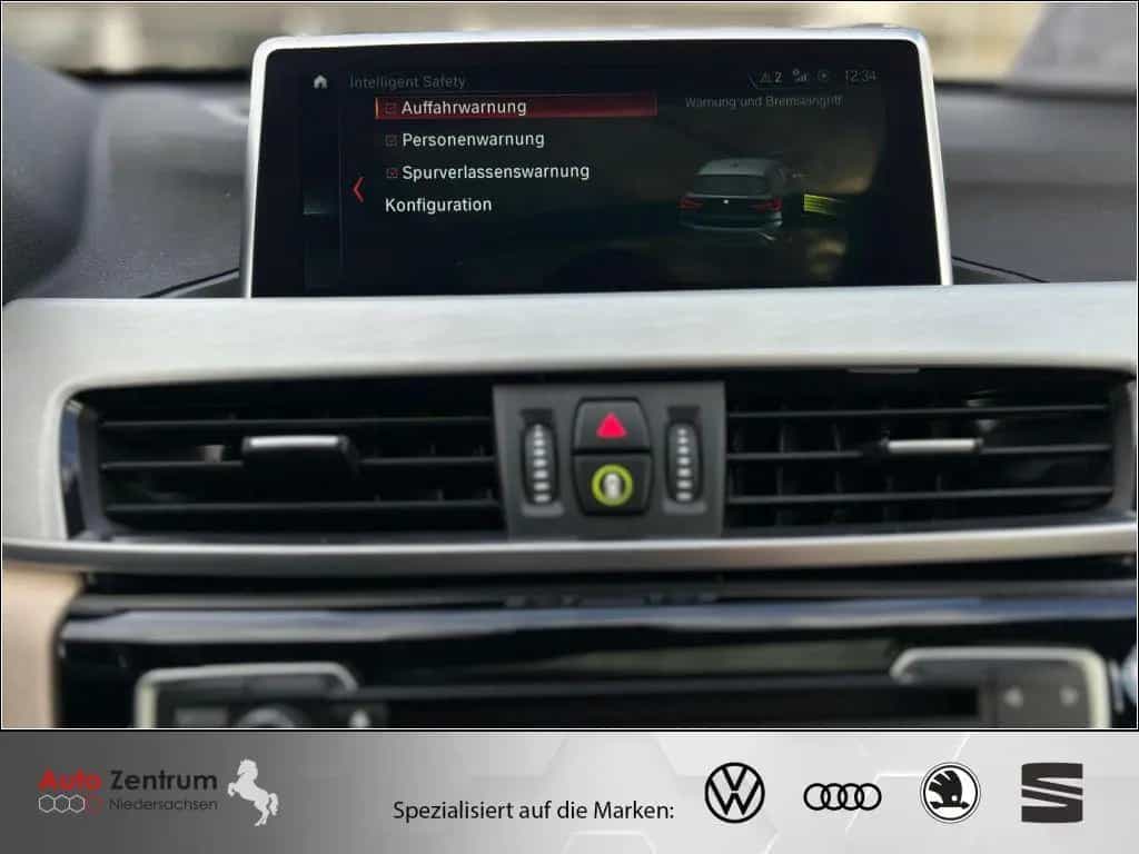 BMW X1 xDrive25d Aut. xLine CarPlay AHK*PANO*HeadUP 01/2018-photo-25
