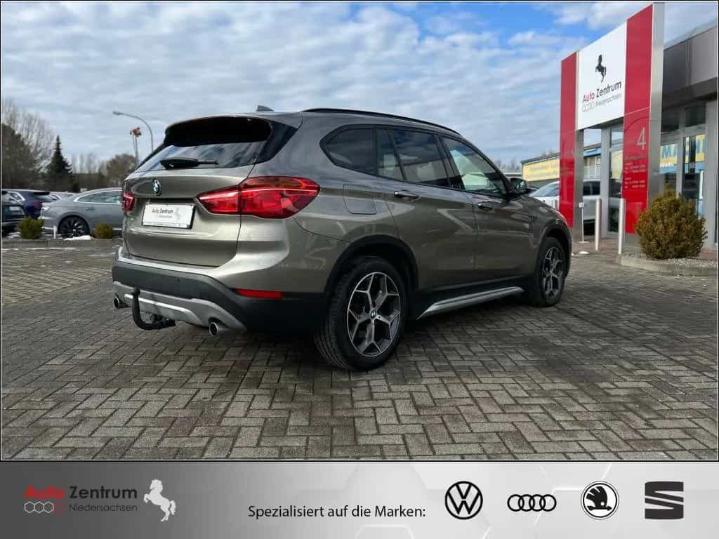 BMW X1 xDrive25d Aut. xLine CarPlay AHK*PANO*HeadUP 01/2018-photo-4