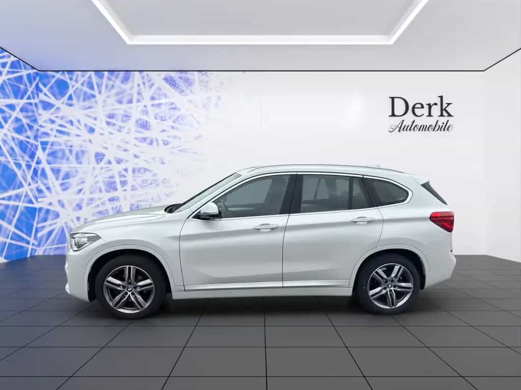 BMW X1 sDrive 18d M-Sport,Navi,Head-Up,AHK,Kamera 10/2017-photo-1