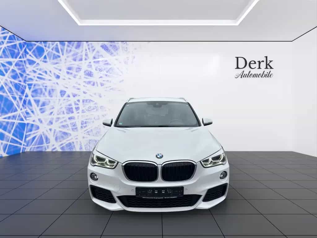 BMW X1 sDrive 18d M-Sport,Navi,Head-Up,AHK,Kamera 10/2017-photo-7
