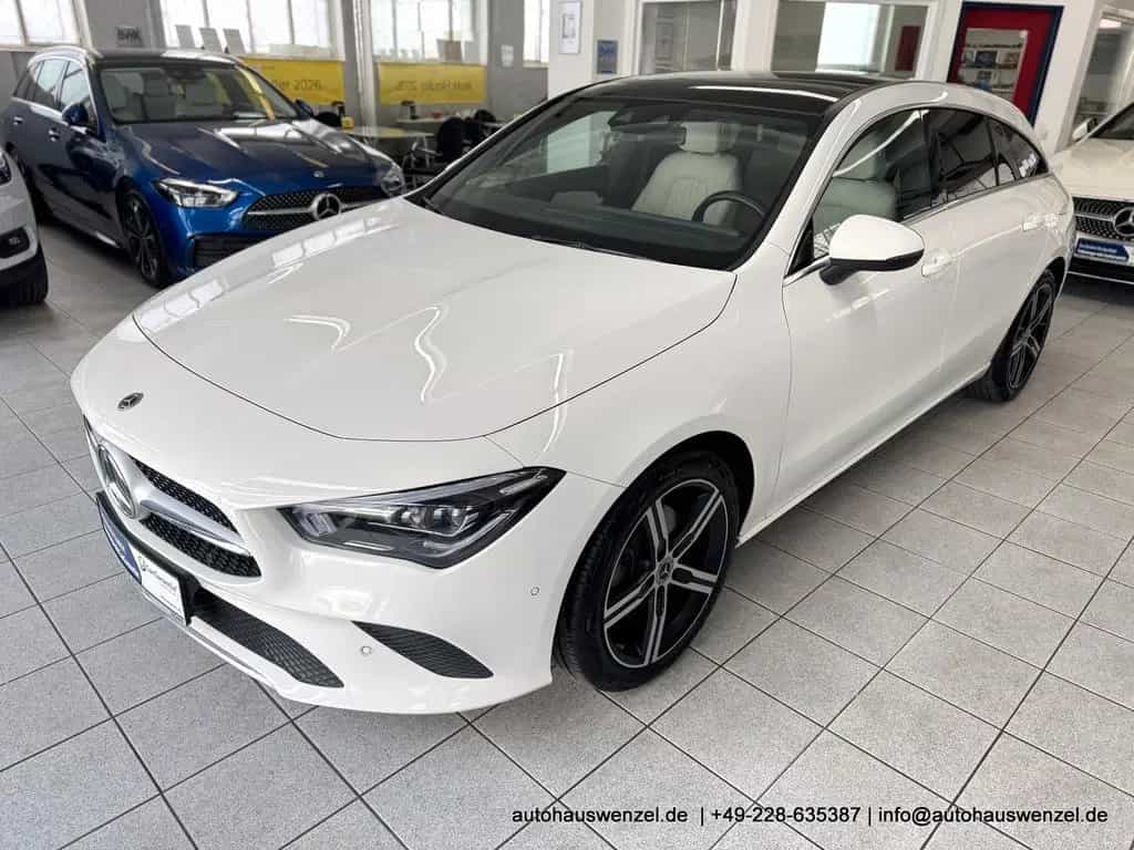 Mercedes-Benz CLA 200 Shooting Brake d 4Matic - LEDER PANO ... 03/2021-photo-3