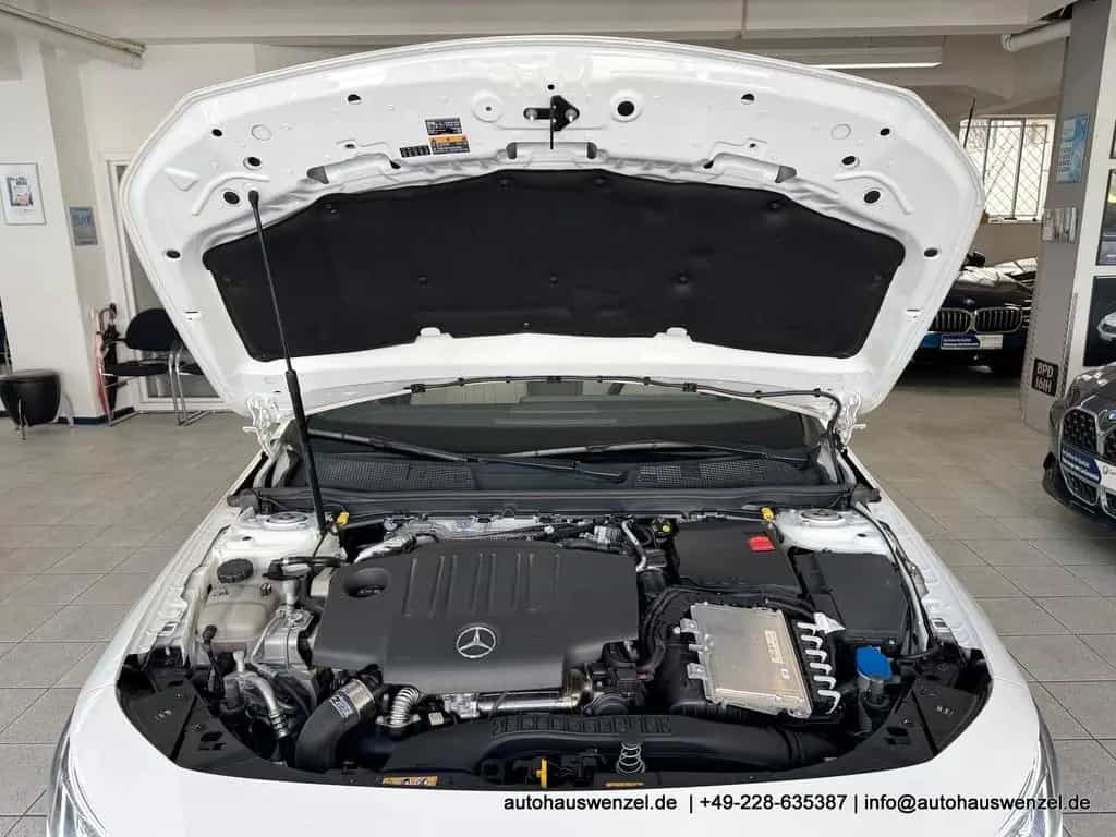 Mercedes-Benz CLA 200 Shooting Brake d 4Matic - LEDER PANO ... 03/2021-photo-30
