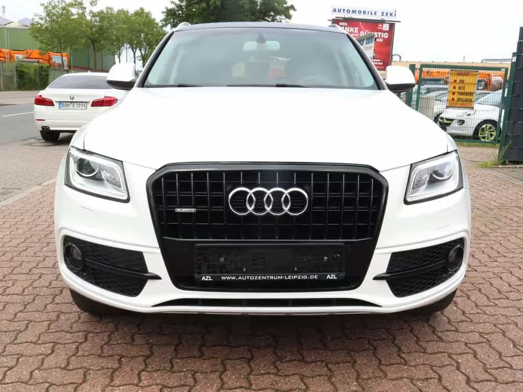 Audi Q5 2.0 TFSI quattro+BI-XEN.+PANO+Totwinkel+LEDER 07/2015-photo-0