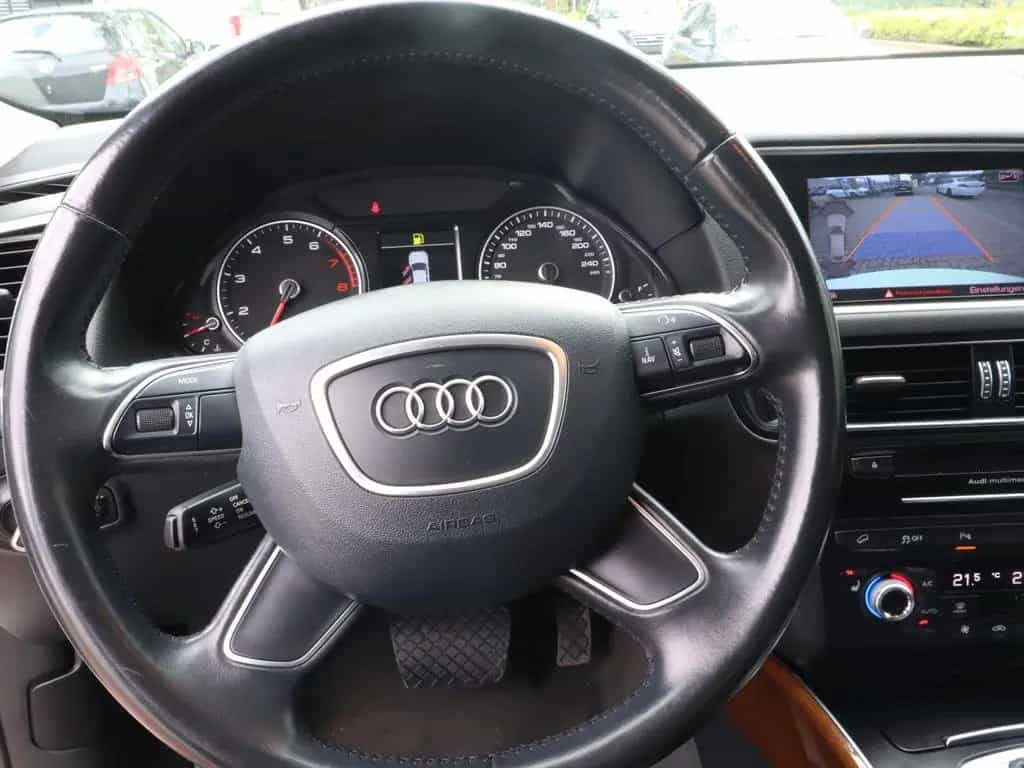 Audi Q5 2.0 TFSI quattro+BI-XEN.+PANO+Totwinkel+LEDER 07/2015-photo-21