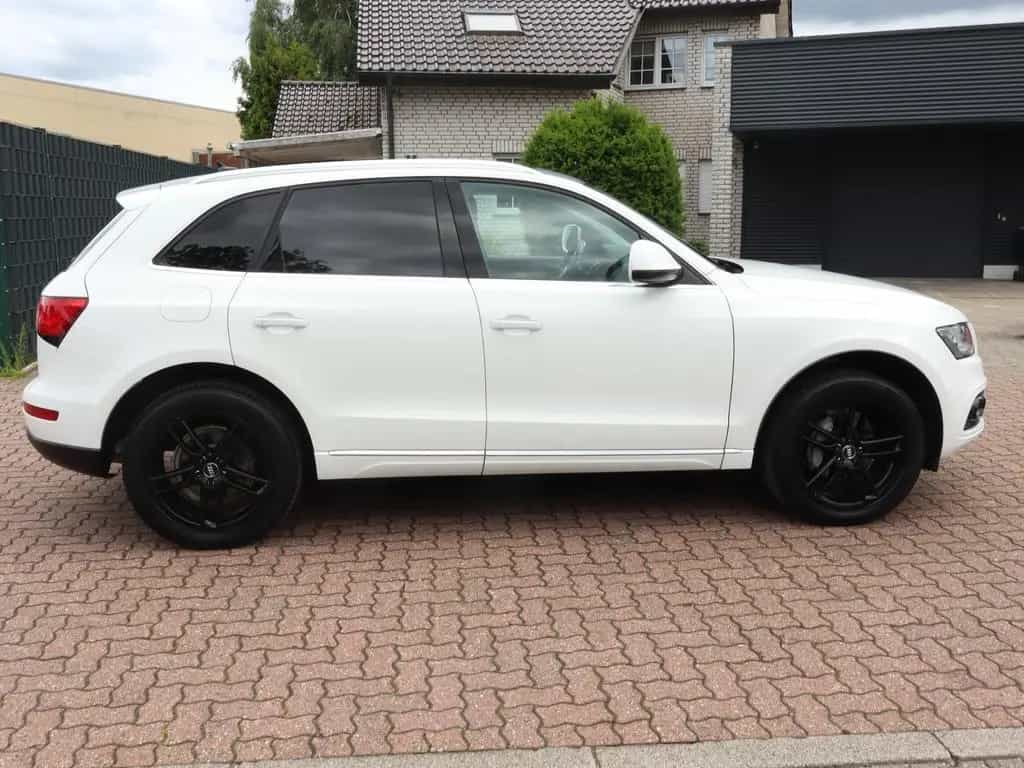 Audi Q5 2.0 TFSI quattro+BI-XEN.+PANO+Totwinkel+LEDER 07/2015-photo-3