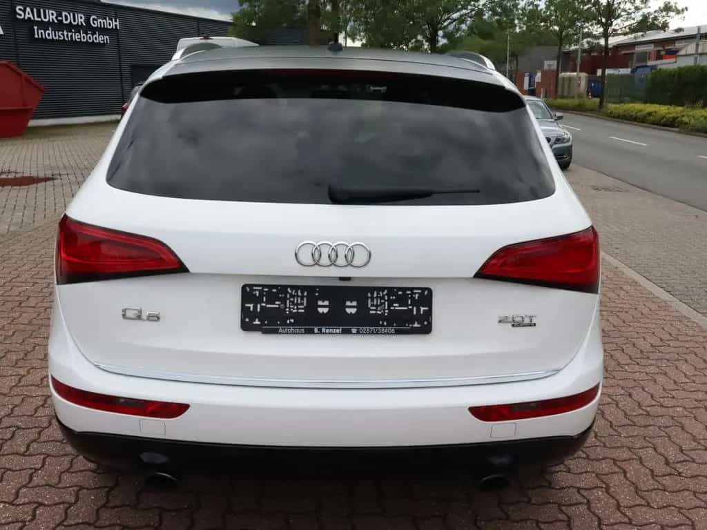 Audi Q5 2.0 TFSI quattro+BI-XEN.+PANO+Totwinkel+LEDER 07/2015-photo-6