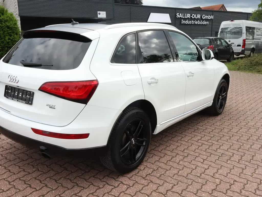 Audi Q5 2.0 TFSI quattro+BI-XEN.+PANO+Totwinkel+LEDER 07/2015-photo-8