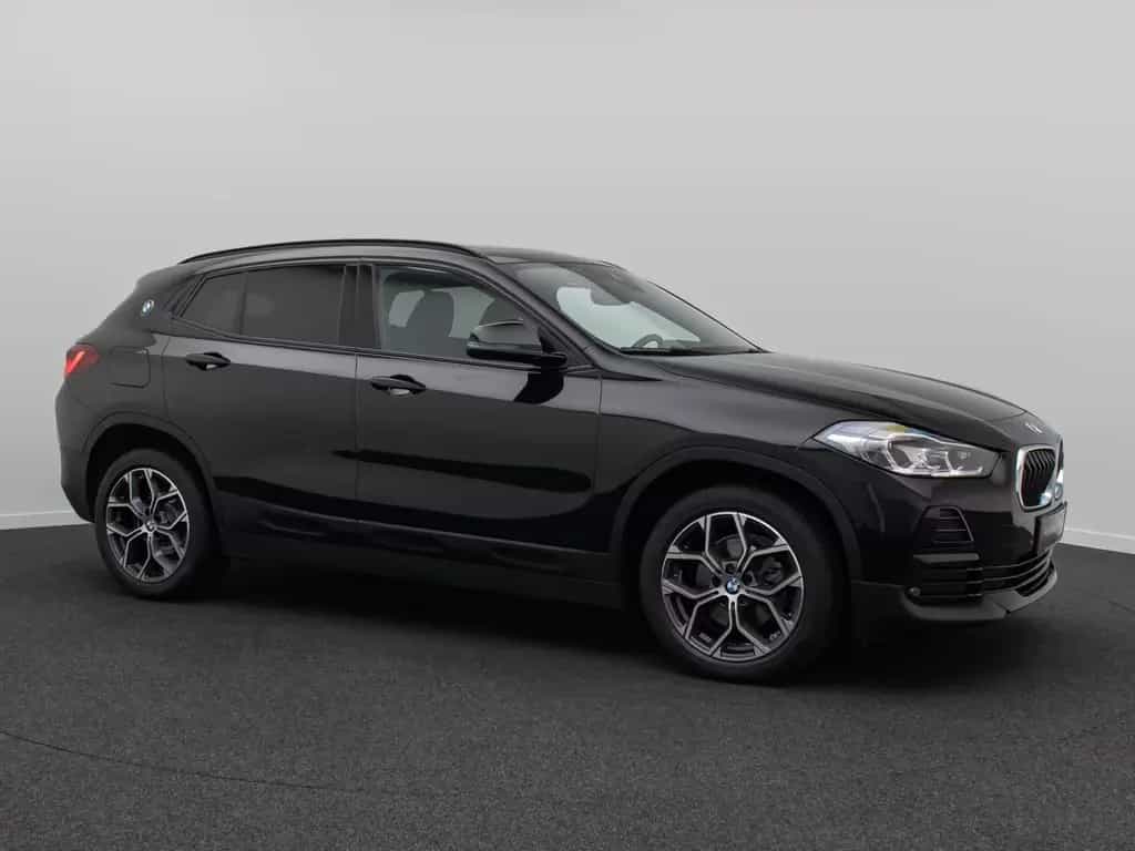 BMW X2 sD18i Sport HiFi Kamera DAB Panorama 18Zoll 03/2023-photo-3