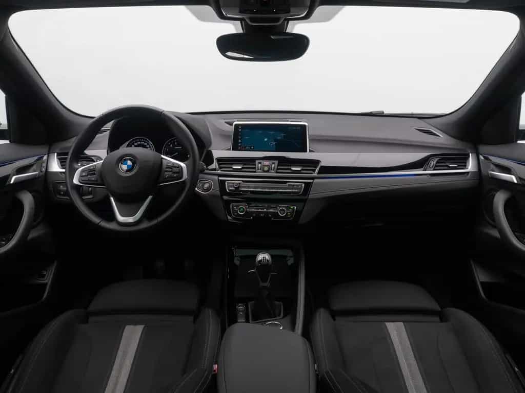 BMW X2 sD18i Sport HiFi Kamera DAB Panorama 18Zoll 03/2023-photo-36