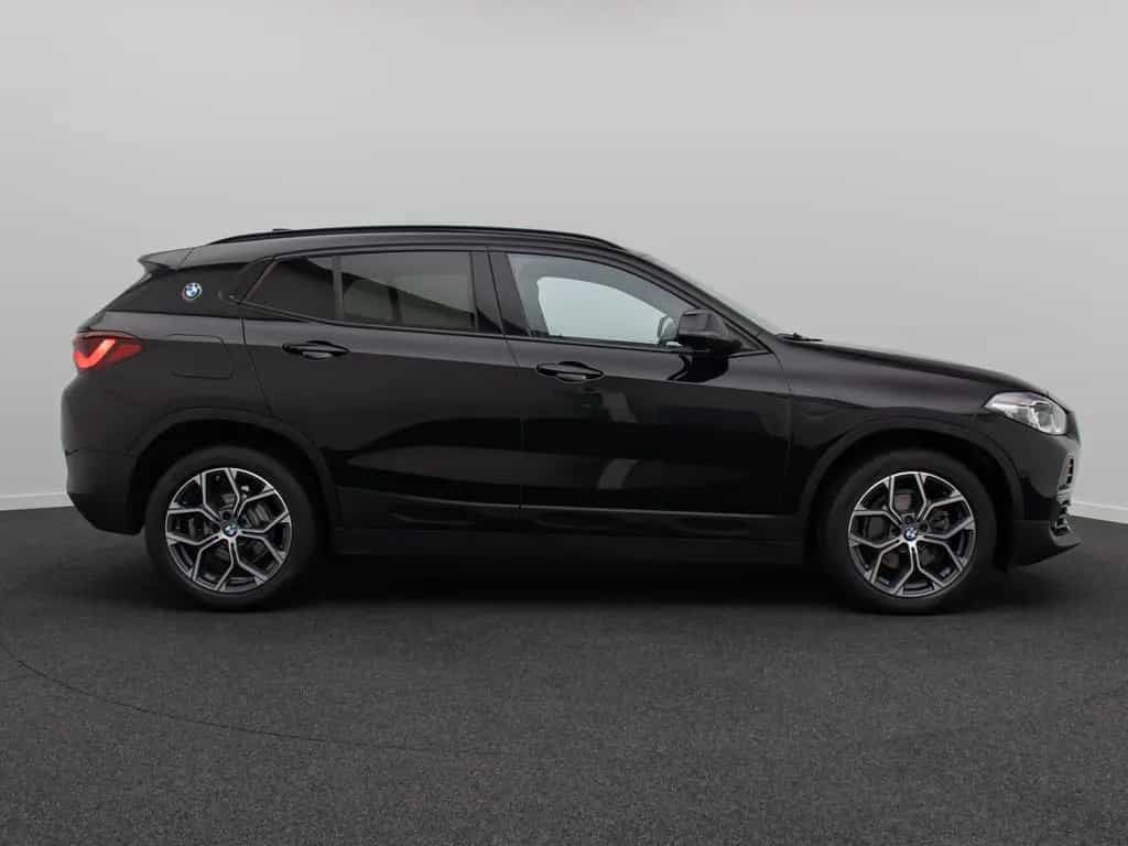 BMW X2 sD18i Sport HiFi Kamera DAB Panorama 18Zoll 03/2023-photo-4