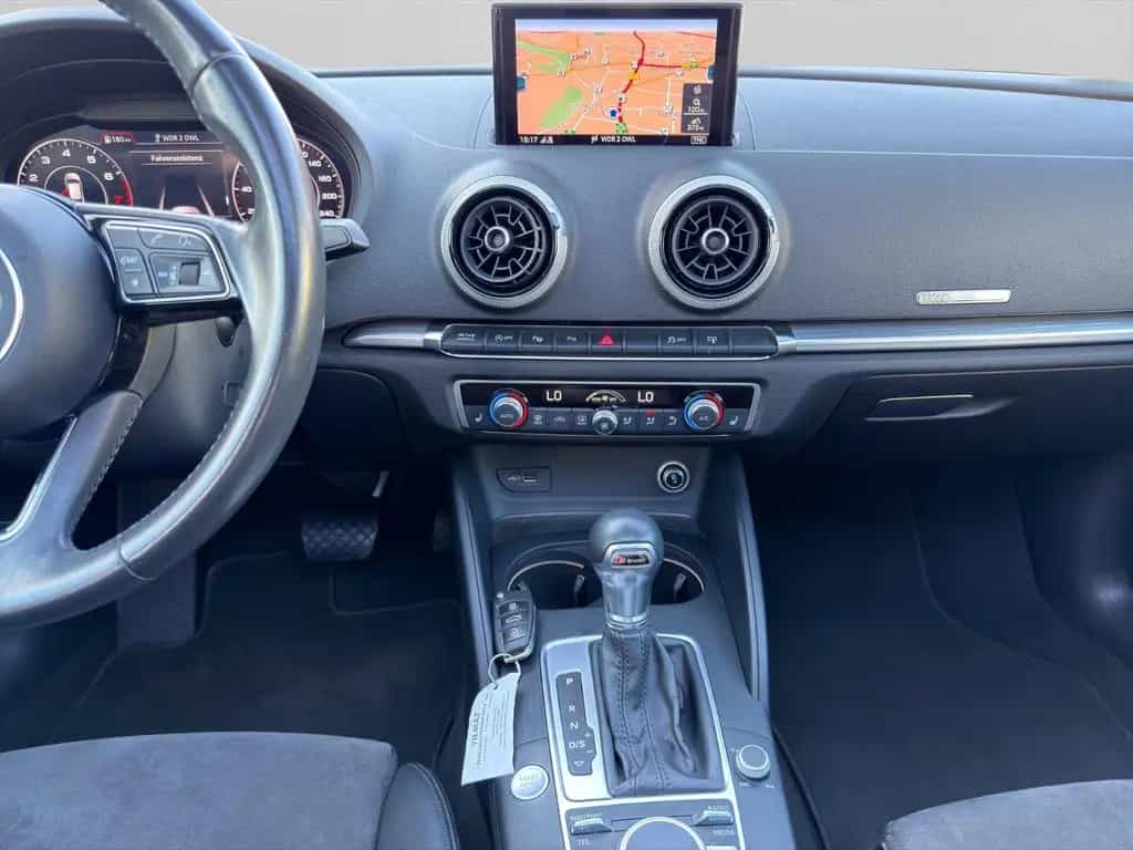 Audi A3 Sportback sport/Panorama-Dach/Navi/Xenon 05/2017-photo-12