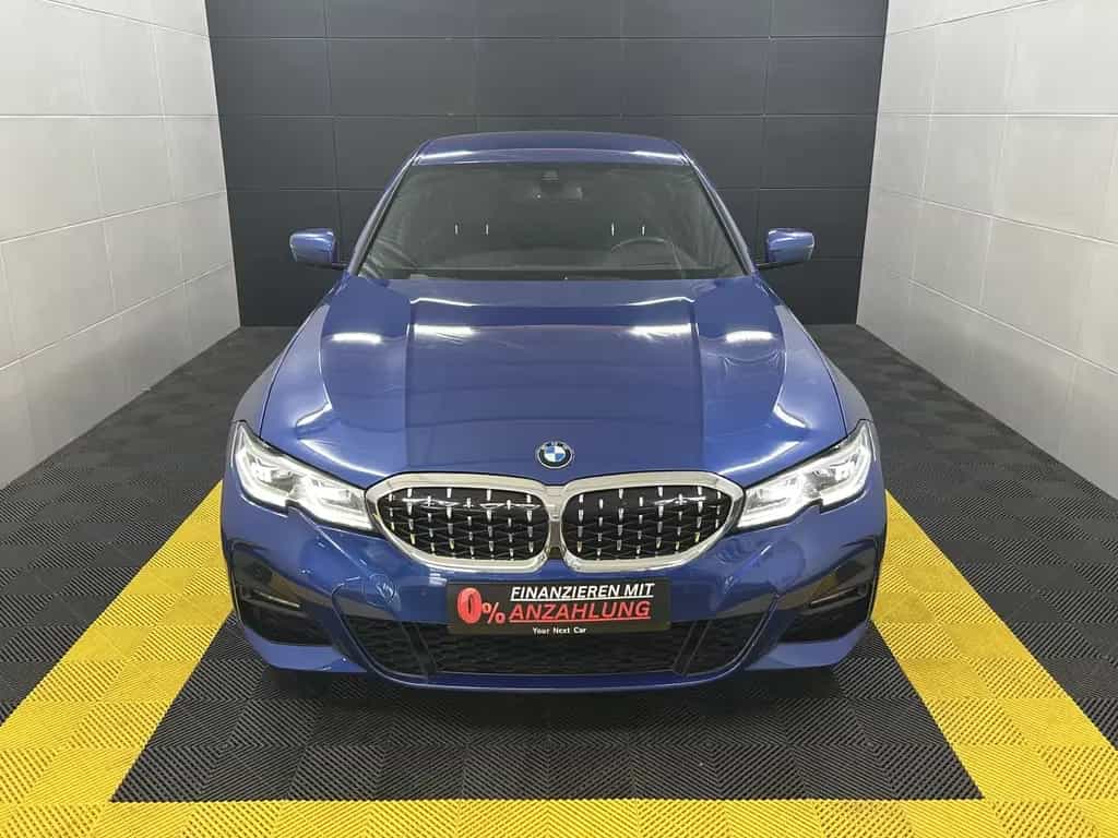 BMW 330 i M Sport+Laser+Head-Up+Ambiente+Memory+Kam 08/2019-photo-1