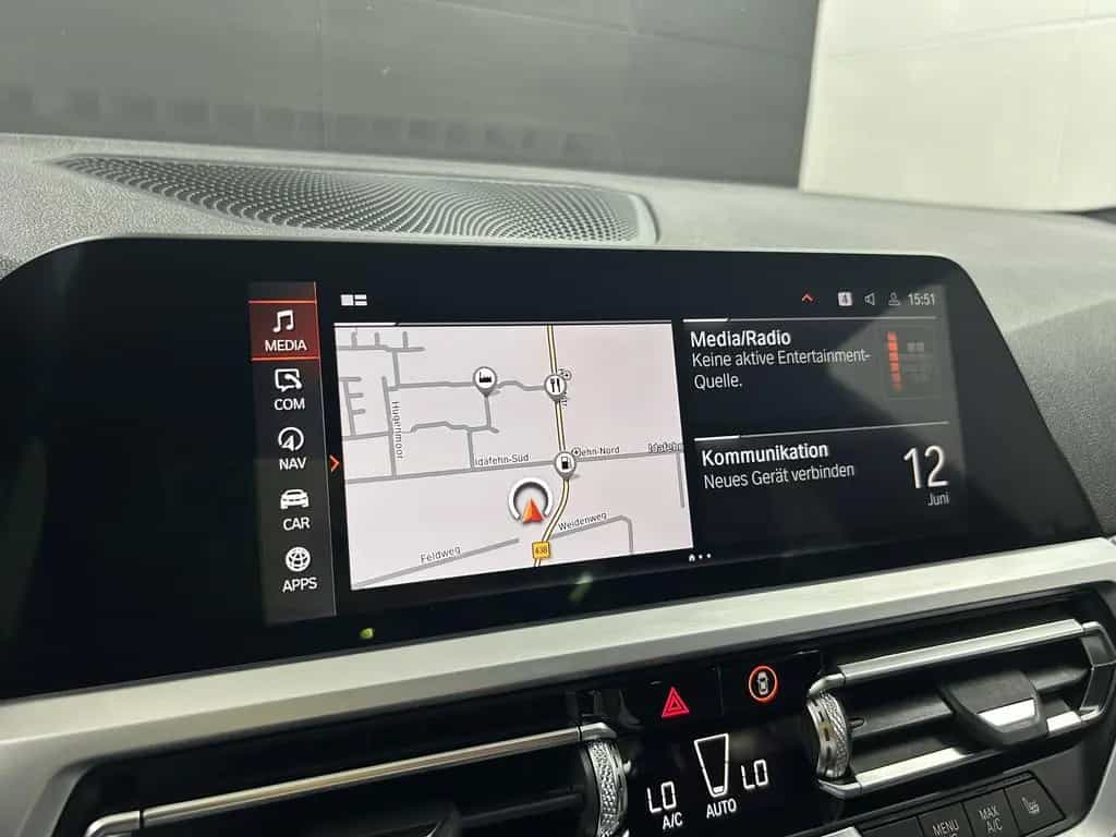 BMW 330 i M Sport+Laser+Head-Up+Ambiente+Memory+Kam 08/2019-photo-15