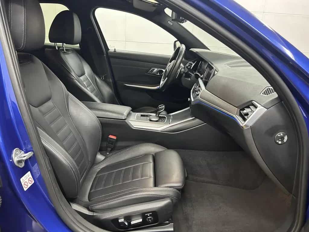 BMW 330 i M Sport+Laser+Head-Up+Ambiente+Memory+Kam 08/2019-photo-28