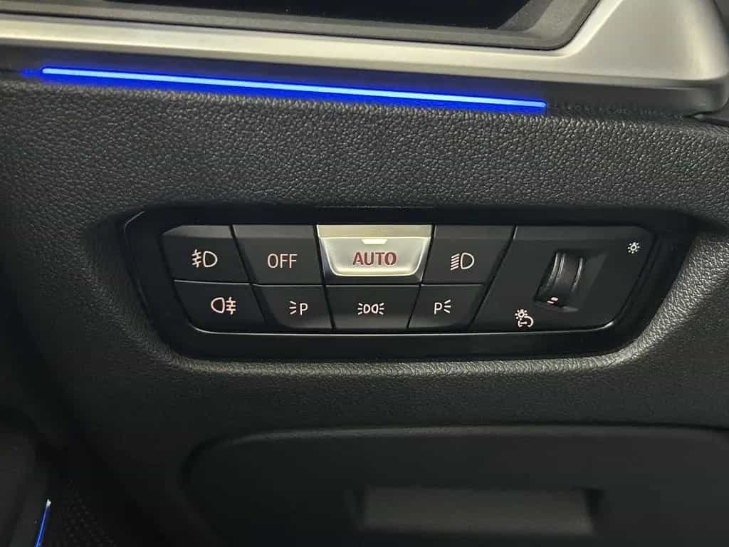 BMW 330 i M Sport+Laser+Head-Up+Ambiente+Memory+Kam 08/2019-photo-33