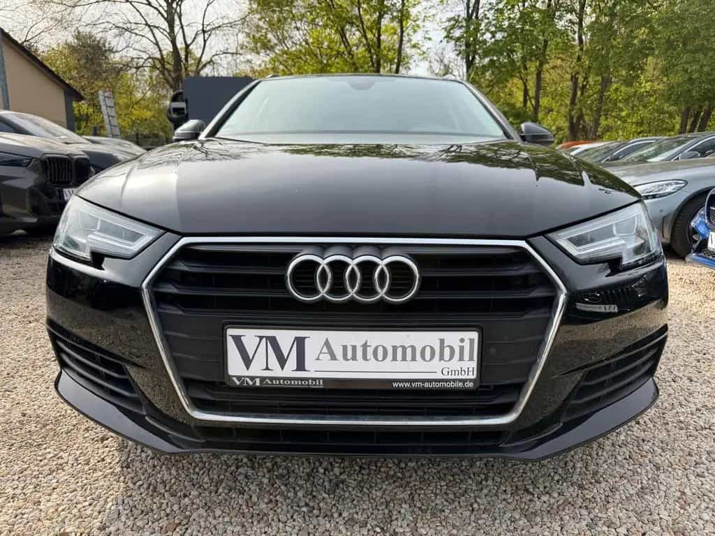 Audi A4 S tronic Avant Kamera*SitzHz.*Tempo 03/2019-photo-1