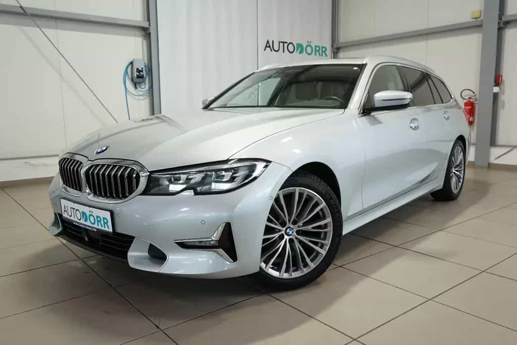 BMW 320 d xDrive Touring Luxury Line Standhz+AHK+ACC 01/2020-photo-0