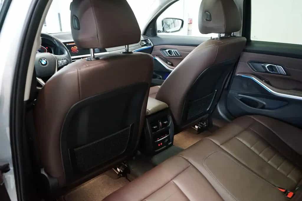 BMW 320 d xDrive Touring Luxury Line Standhz+AHK+ACC 01/2020-photo-18
