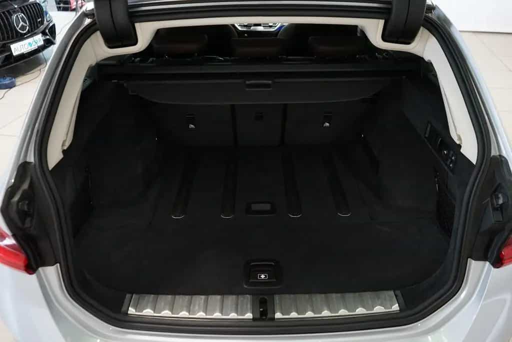 BMW 320 d xDrive Touring Luxury Line Standhz+AHK+ACC 01/2020-photo-24