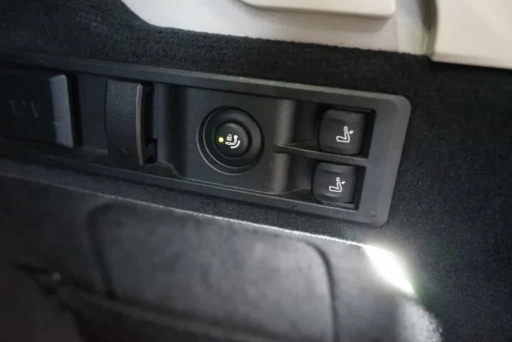 BMW 320 d xDrive Touring Luxury Line Standhz+AHK+ACC 01/2020-photo-25