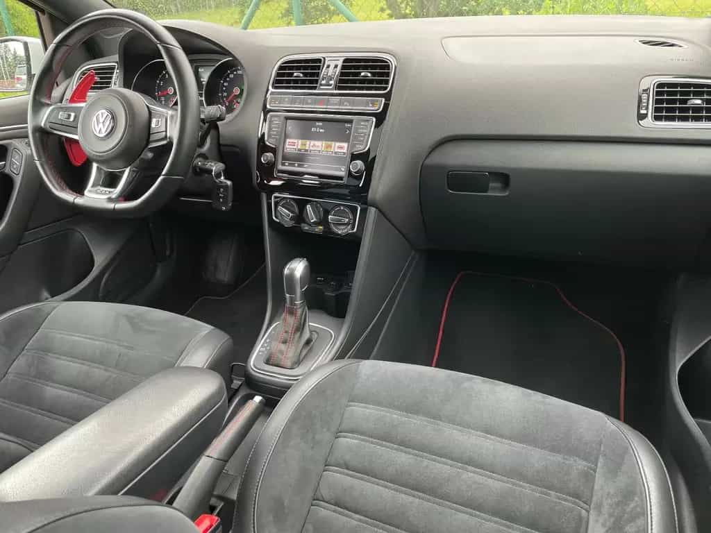 Volkswagen Polo V GTI 1.8 TFSI*LED*Pano*Autom.*RFK*17 Zoll* 12/2015-photo-11