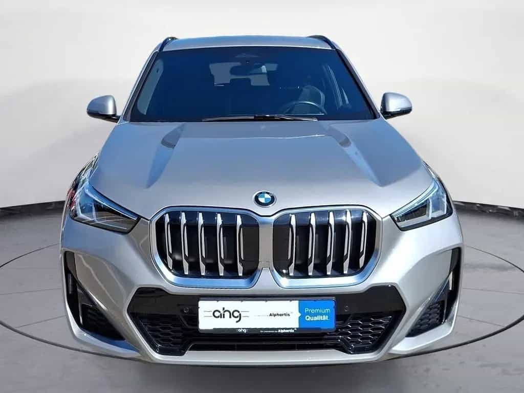 BMW X1 sDrive18i Steptronic M Sportpaket Sportsitze 12/2023-photo-6