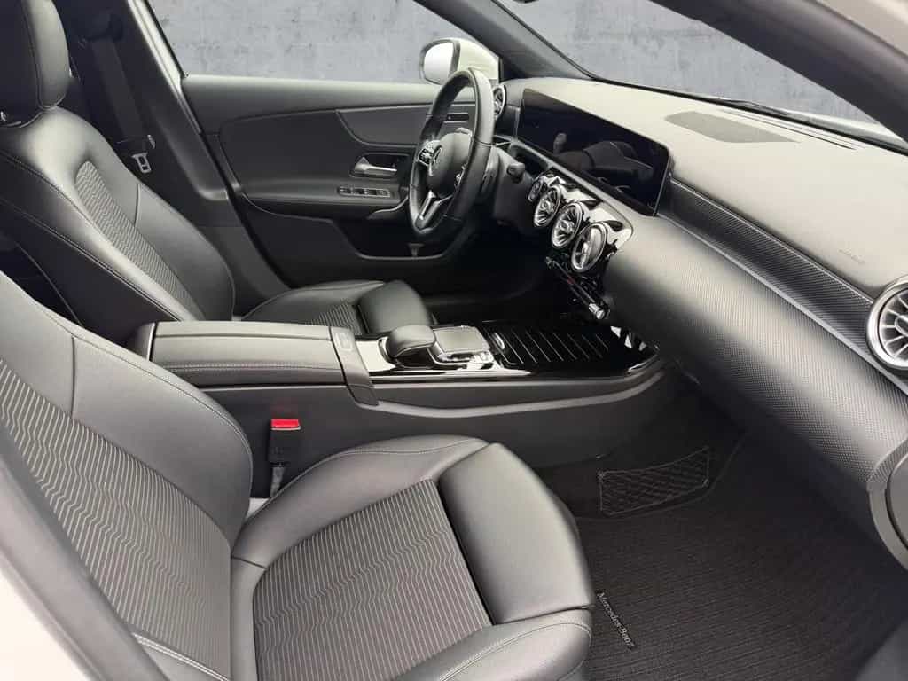 Mercedes-Benz A 180 PROGRESSIVE LED+NAV+PDC+SHZ+PLA+VC+LM 18" 01/2019-photo-12