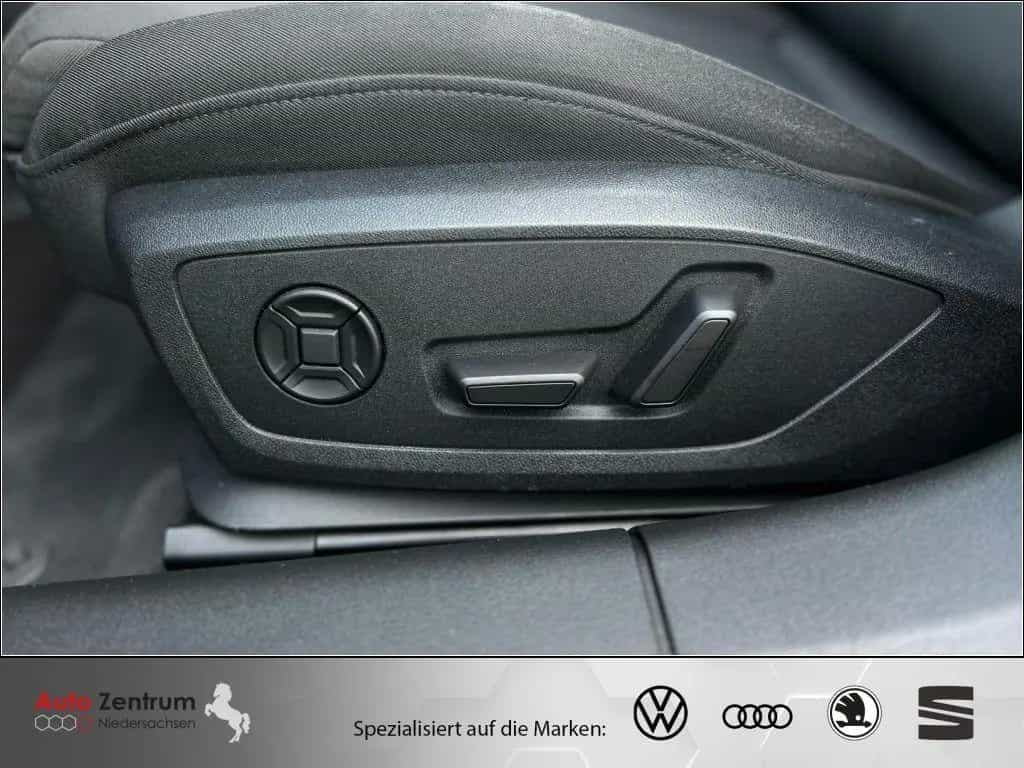 Audi A6 TFSI quat S tron S-LINE AHK*PANO*Matrix*Virtu 01/2024-photo-12