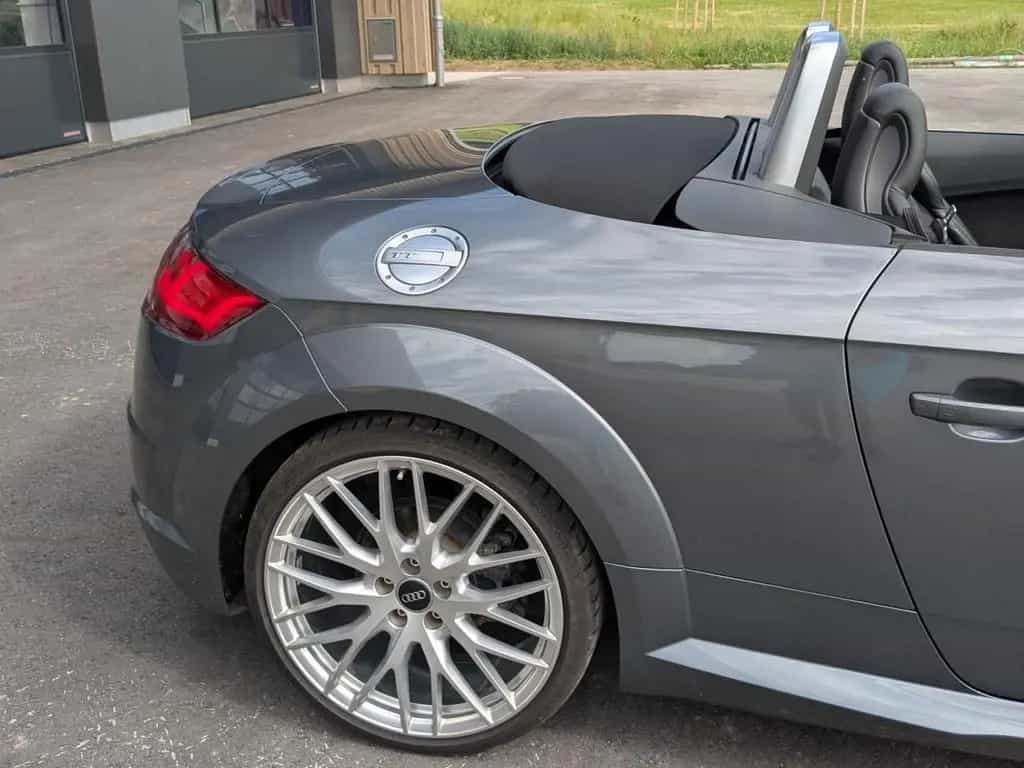 Audi TT Roadster 2.0 TDI ultra - TOP ZUSTAND 01/2017-photo-2