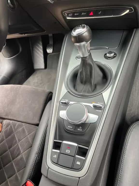 Audi TT Roadster 2.0 TDI ultra - TOP ZUSTAND 01/2017-photo-9