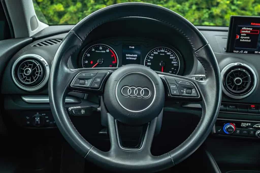 Audi A3 Sportback sport*Unfallfrei*Automatik 08/2018-photo-17
