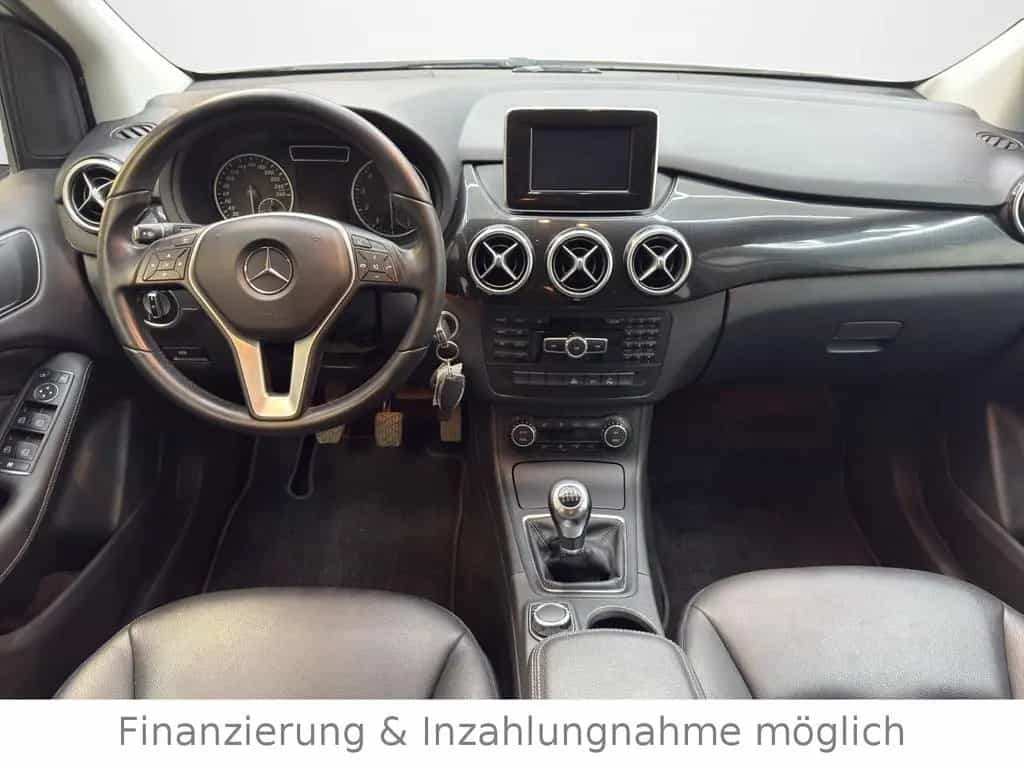 Mercedes-Benz B 200 B B 200 02/2015-photo-14