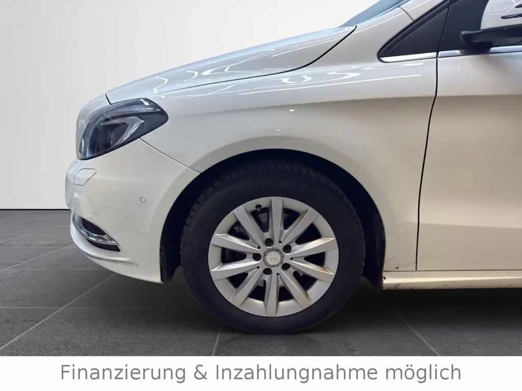 Mercedes-Benz B 200 B B 200 02/2015-photo-18