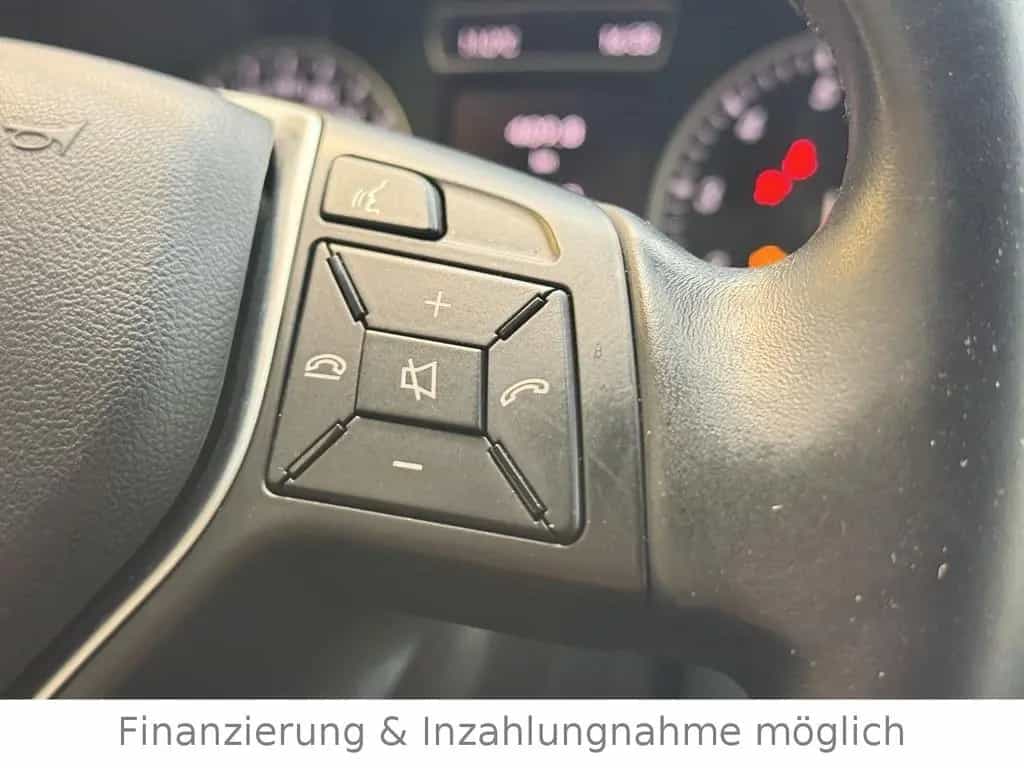 Mercedes-Benz B 200 B B 200 02/2015-photo-20
