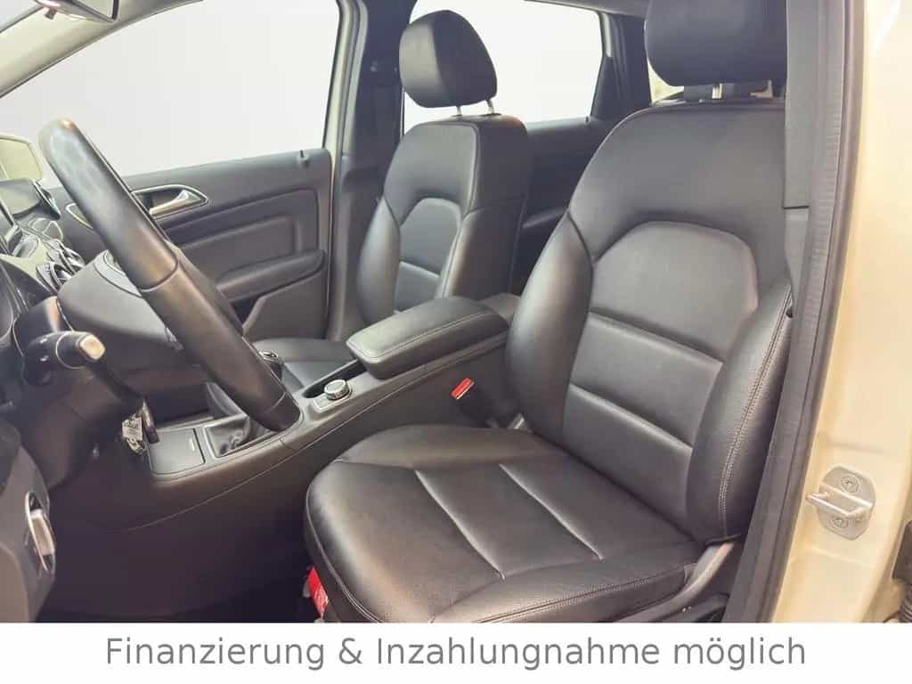 Mercedes-Benz B 200 B B 200 02/2015-photo-24