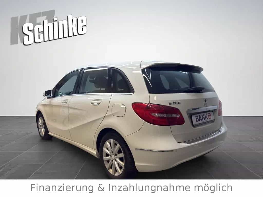 Mercedes-Benz B 200 B B 200 02/2015-photo-3