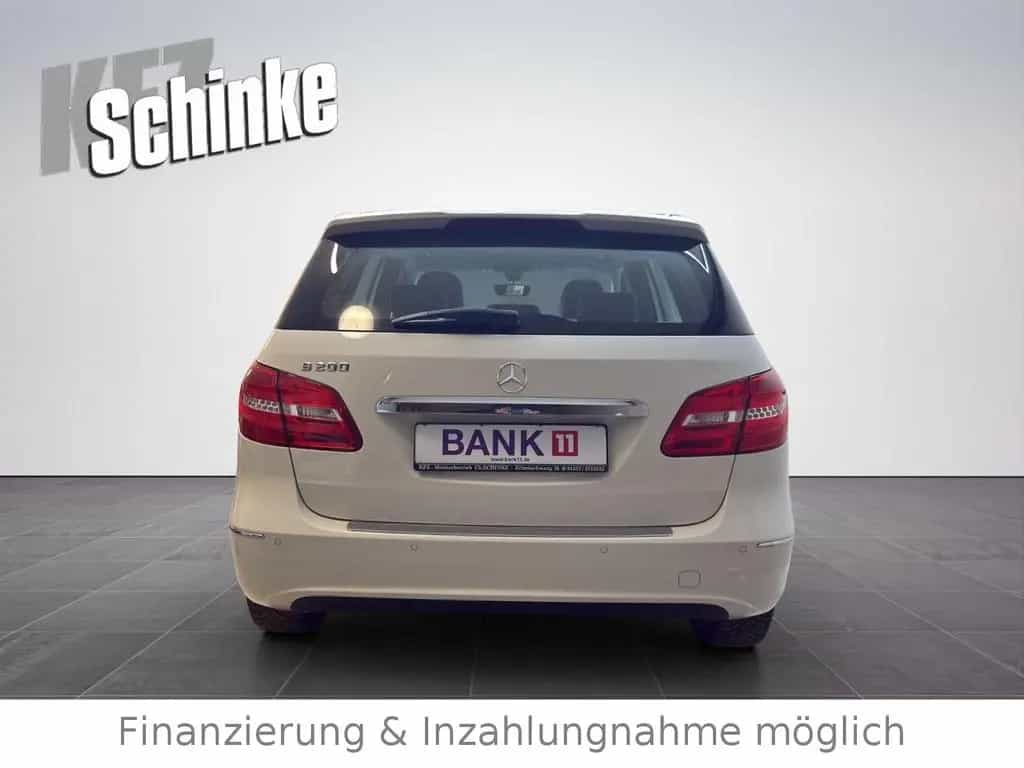 Mercedes-Benz B 200 B B 200 02/2015-photo-4