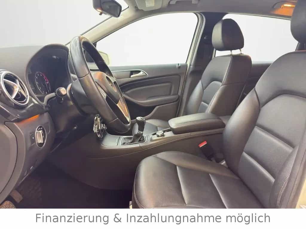 Mercedes-Benz B 200 B B 200 02/2015-photo-7